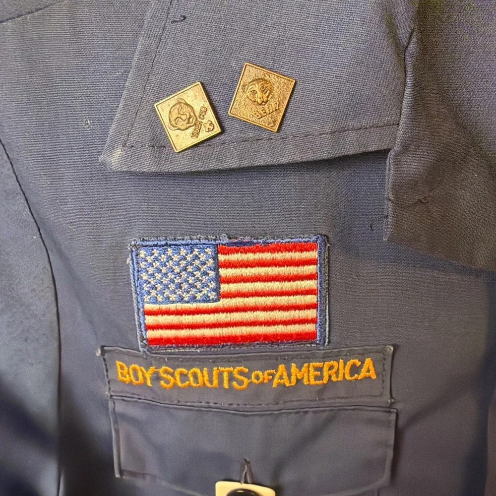 VTG BSA Blue Boy Scouts Official Long Sleeve Uniform Button Shirt Patches Belt